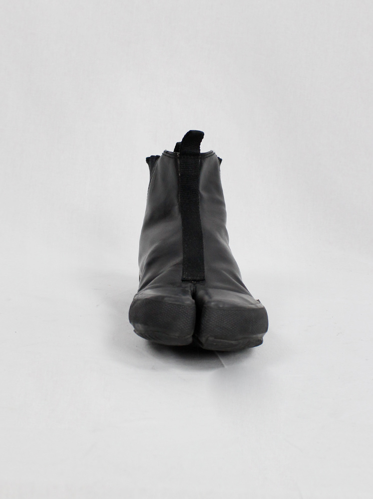 Maison Martin Margiela 6 black flat slip-on tabi boots spring 2003 (4)
