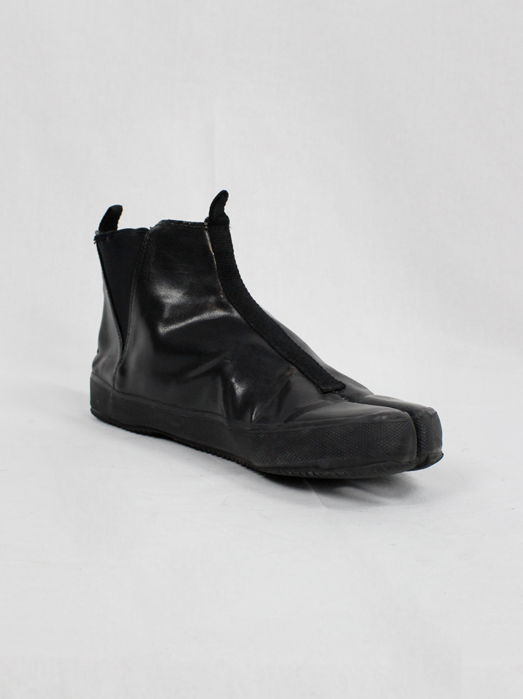 Maison Martin Margiela 6 black flat slip-on tabi boots spring 2003 (5)