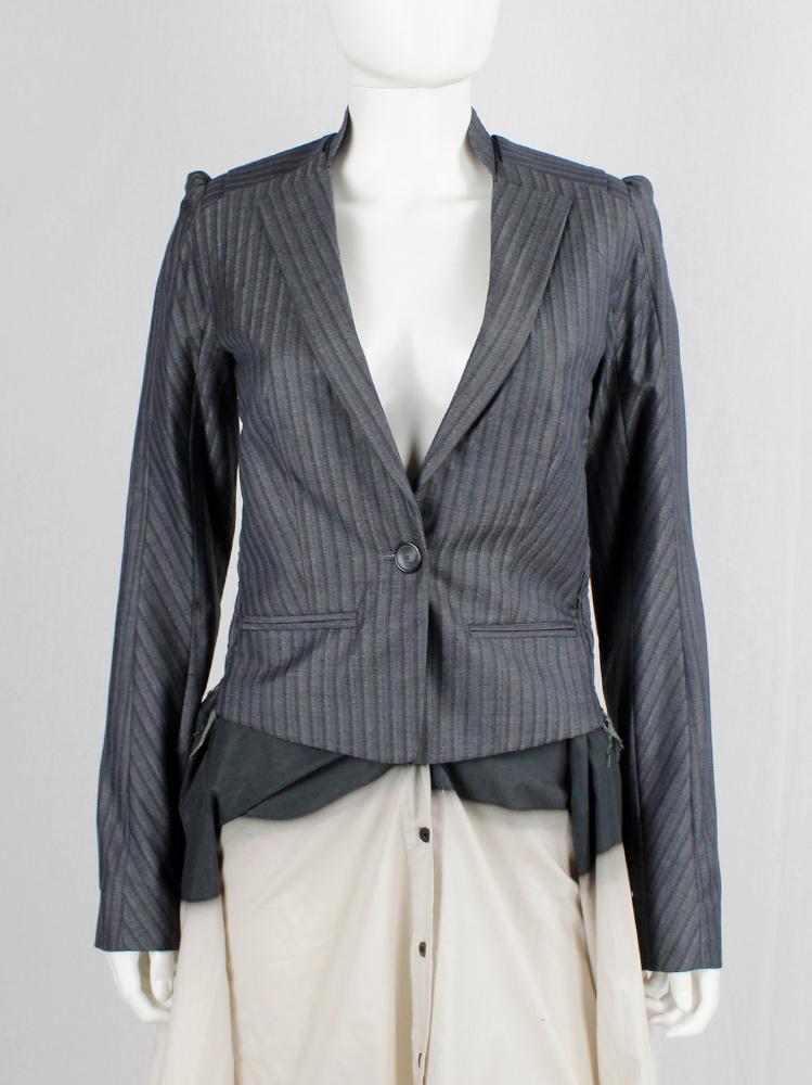 Veronique Branquinho grey blazer with corset lacing on the shoulders spring 2003 (12)