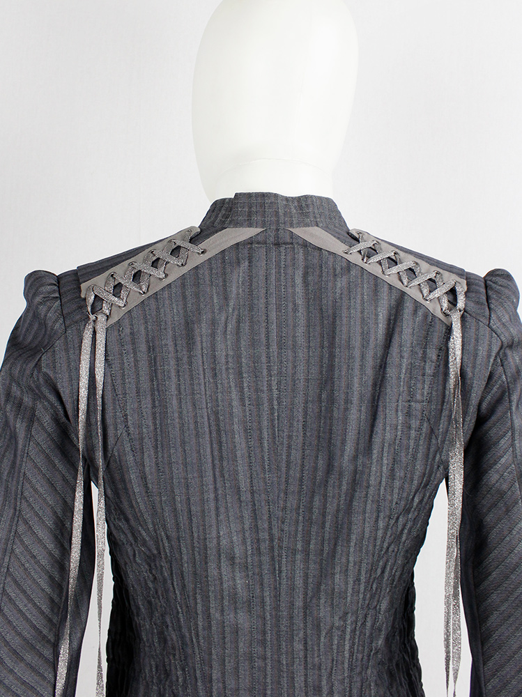 Veronique Branquinho grey blazer with corset lacing on the shoulders spring 2003 (3)