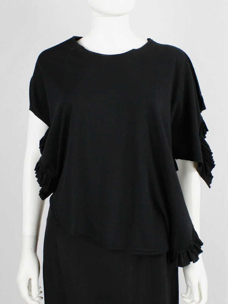 vintage Comme des Garcons black deformed t-shirt with side frills spring 2013 (3)