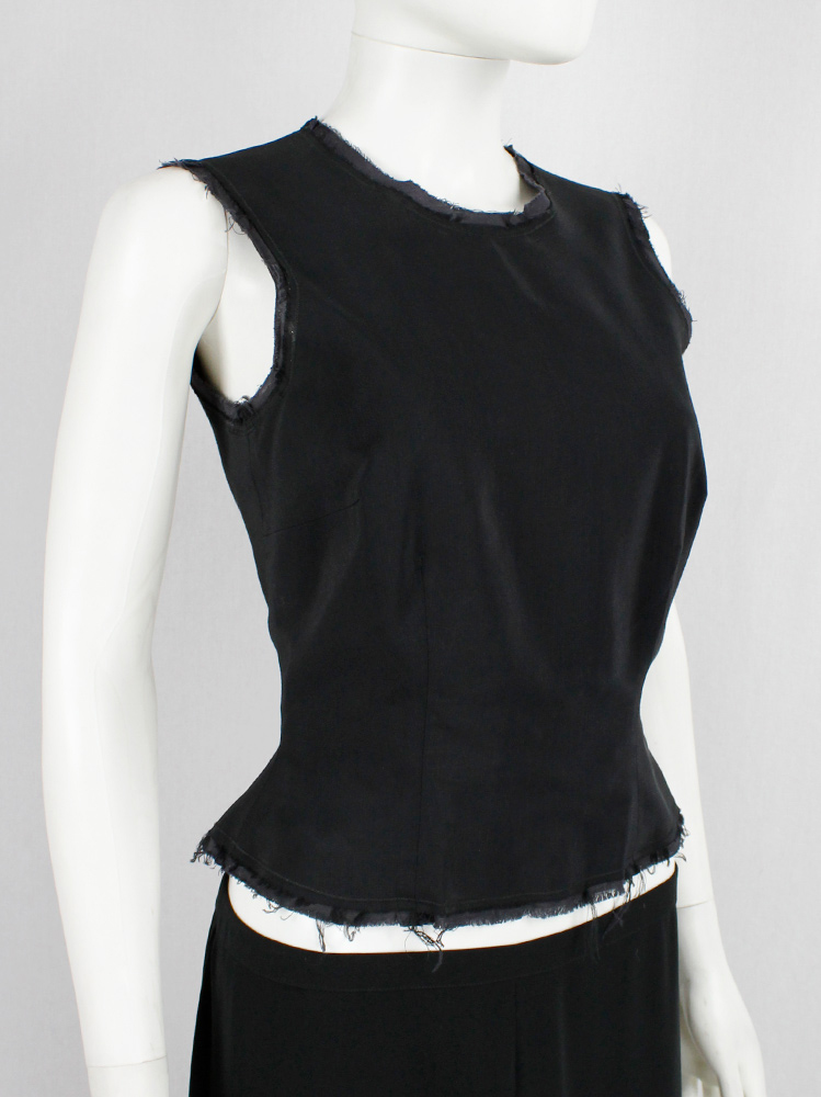 Maison Martin Margiela dark navy frayed top with grey frayed trims and snap buttons on the back fall 1992 (2)