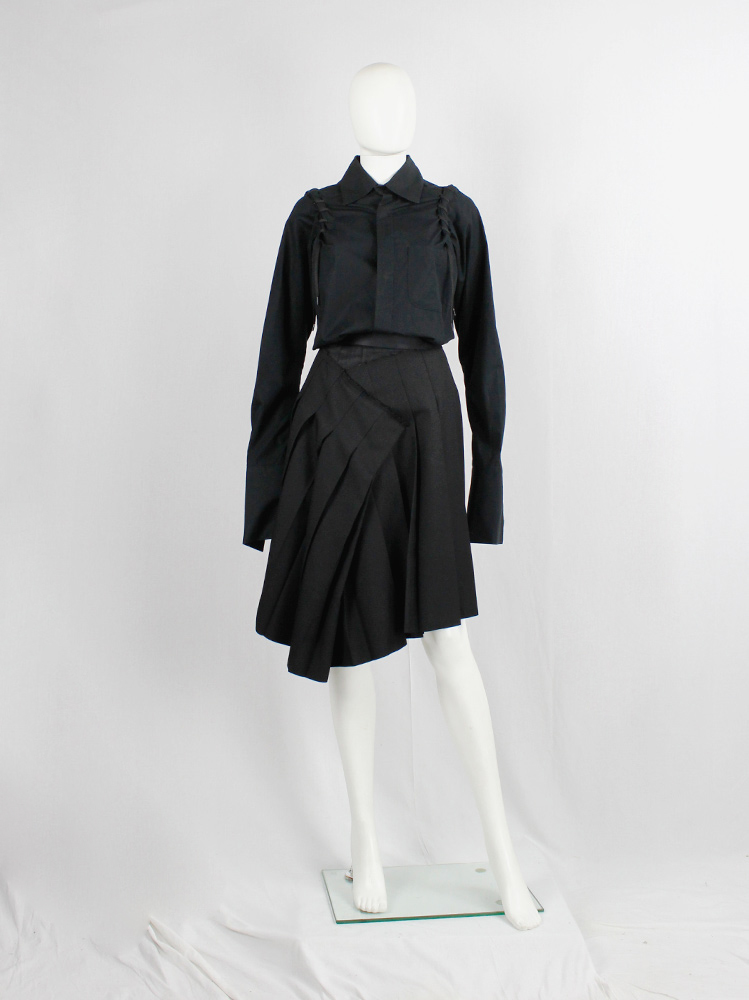 af Vandevorst black shirt with laces around the shoulders and extra long cuffs fall 2006 (10)
