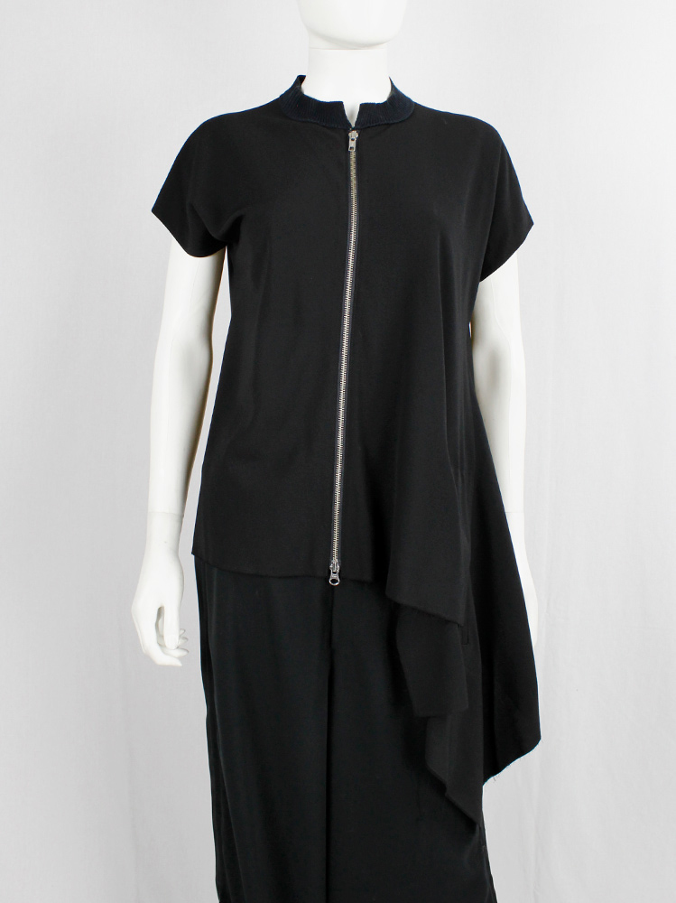 Yohji Yamamoto black silk bomber-style blouse with front zipper and side drape (6)