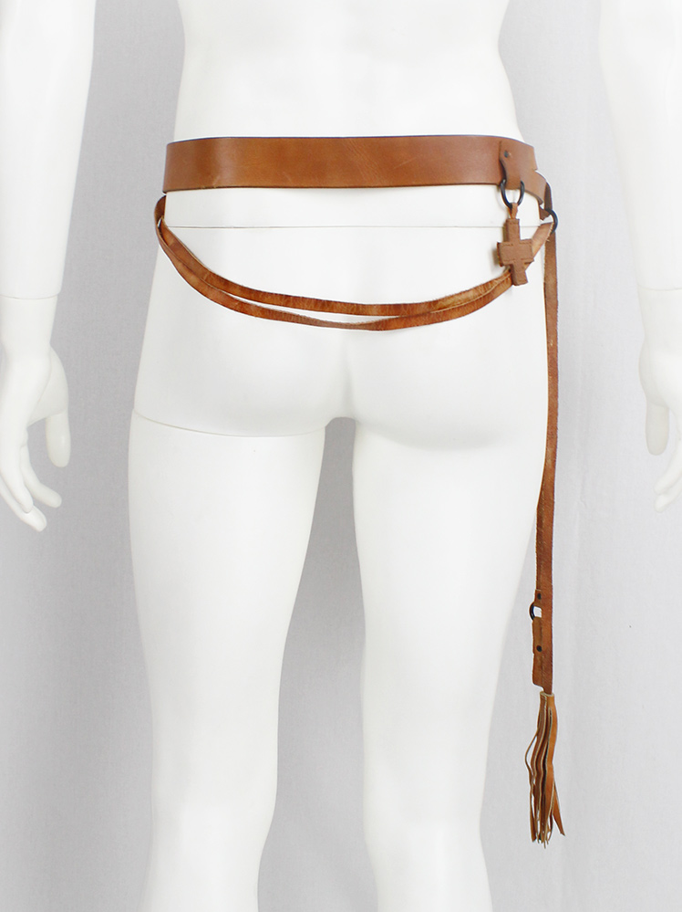 af Vandevorst brown horse riding belt with bronze hoops, straps and cross fall 2011 (14)