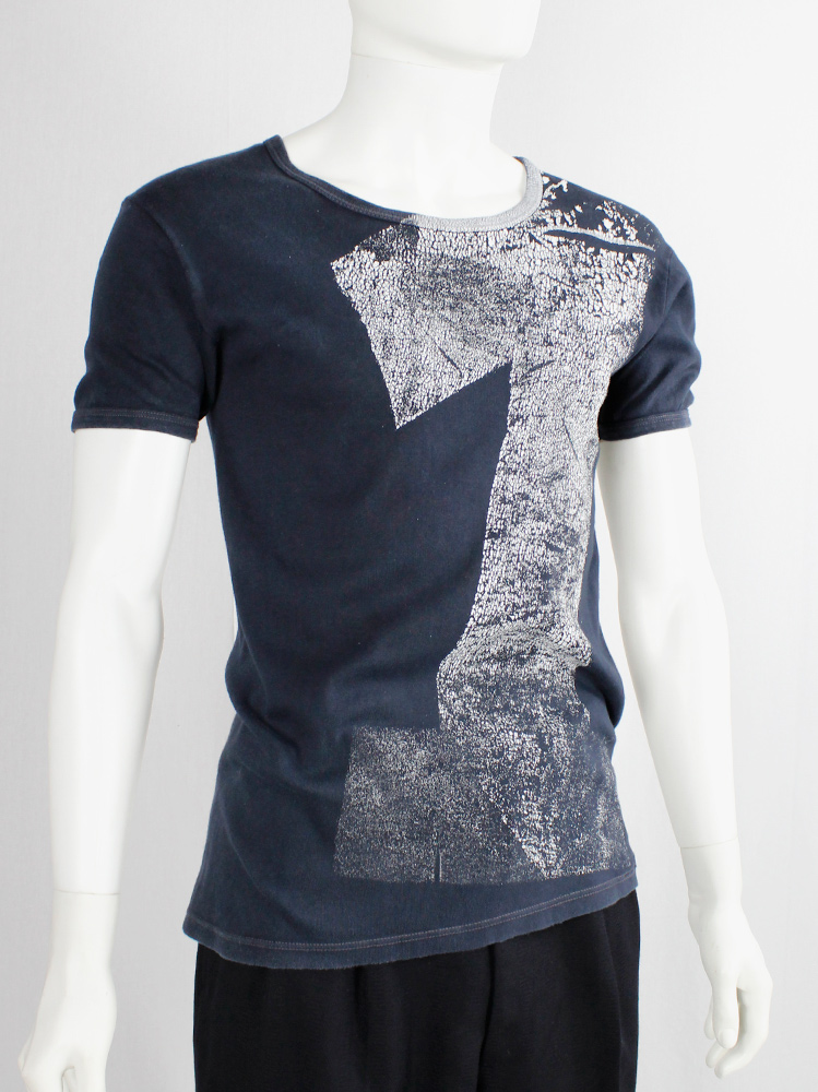 archive Maison Martin Margiela artisanal dark blue t-shirt with printed number 1 spring 2003 (3)