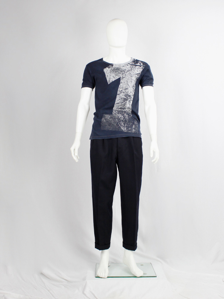 archive Maison Martin Margiela artisanal dark blue t-shirt with printed number 1 spring 2003 (7)