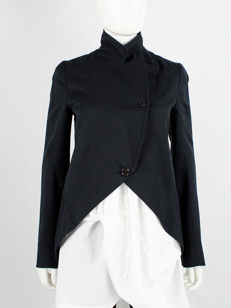 Ann Demeulemeester black cutaway jacket with overlapping front neckline spring 2007 (7)