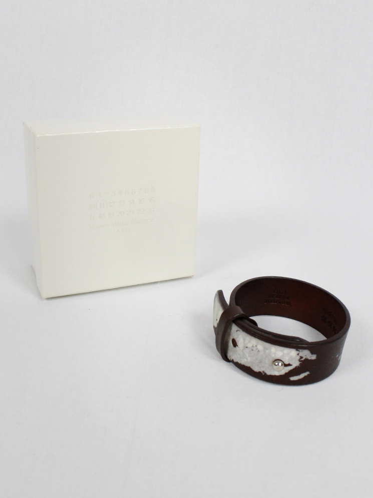 Maison Martin Margiela brown leather bracelet with white paint spring 2010 (3)