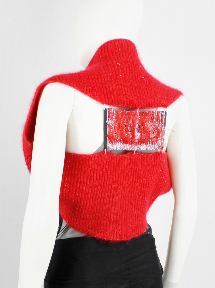 vintage Maison Martin Margiela red knit bolero with oversized Modele depose label fall 2004 (8)