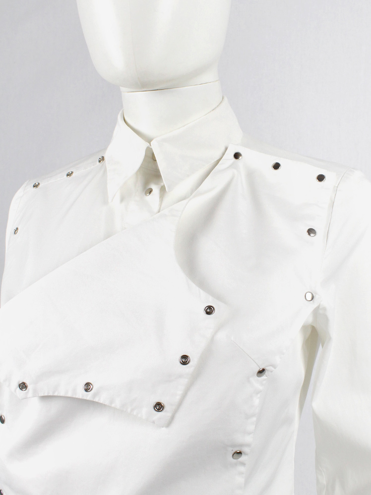 vintage AF Vandevorst white shirt with silver studs and removable front panel fall 1998 (7)