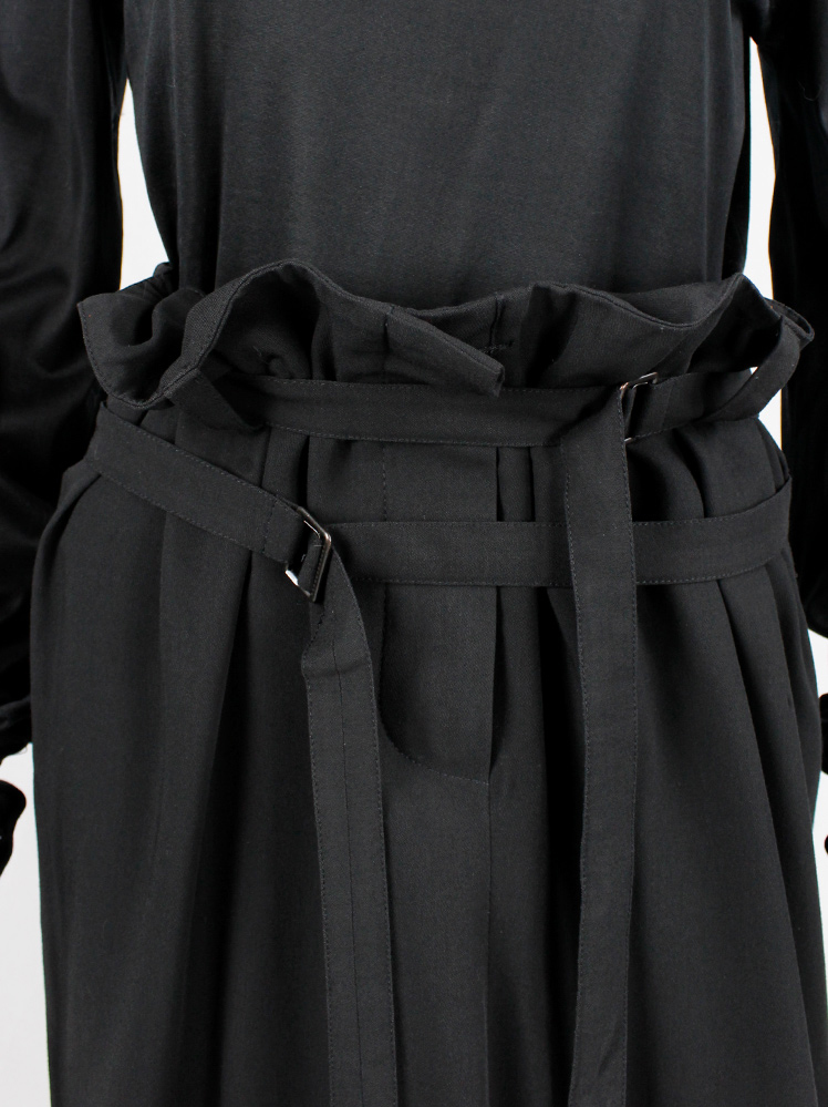 vintage Ann Demeulemeester Blanche black skirt with two belts and paperbag waist re-edition of spring 2004 (9)