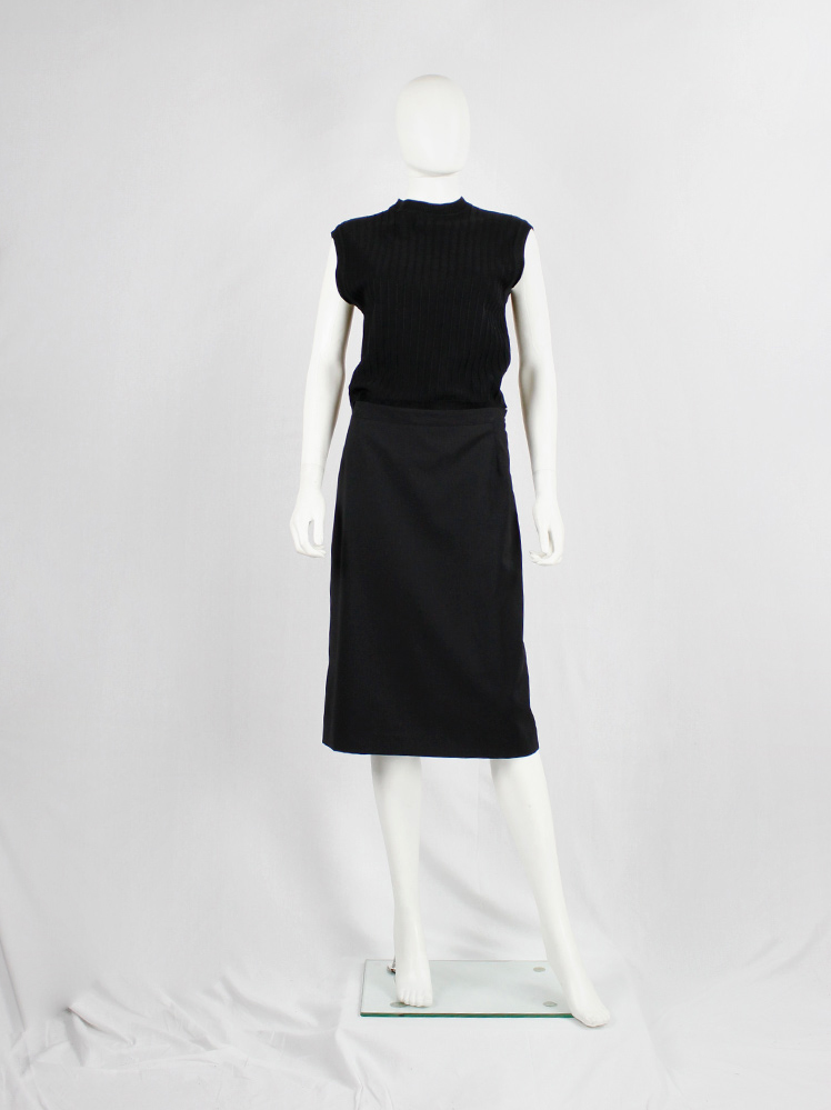 vintage Maison Martin Margiela black skirt tailored outwards with exposed lining on the back fall 2005 (1)
