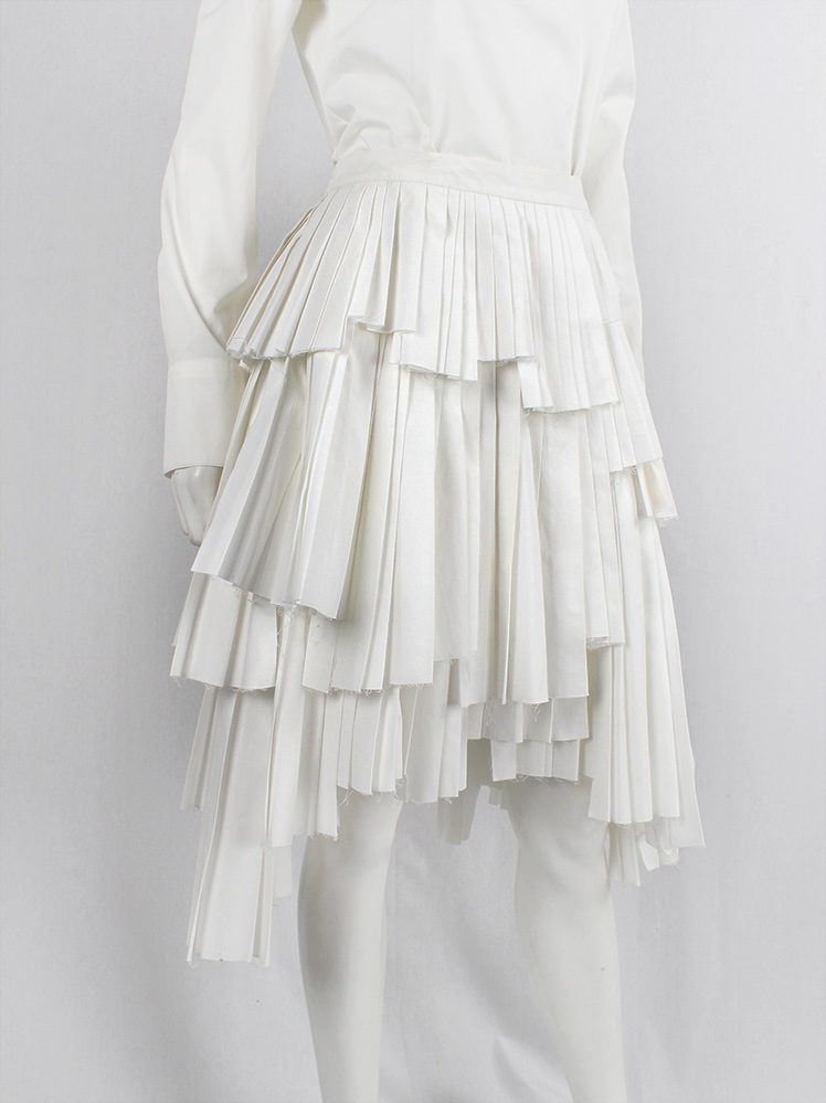 vintage Vandevorst white layered skirt with multiple pleated panels spring 2004 (15)