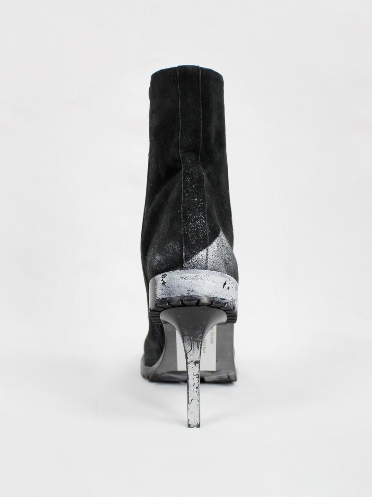 af Vandevorst black combat boots on a stiletto heel with white paint fall 2015 performance (4)
