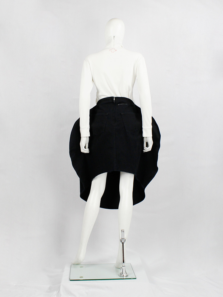 vintage Maison Margiela MM6 black denim skirt made of a two-dimensional circle fall 2020 (7)