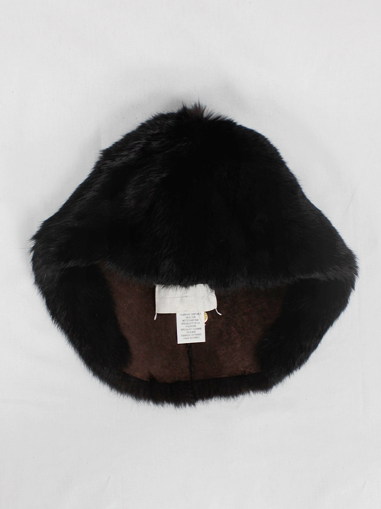 vintage Maison Martin Margiela x BLESS black fur wig made of recycled fur coats fall 1997 (5)