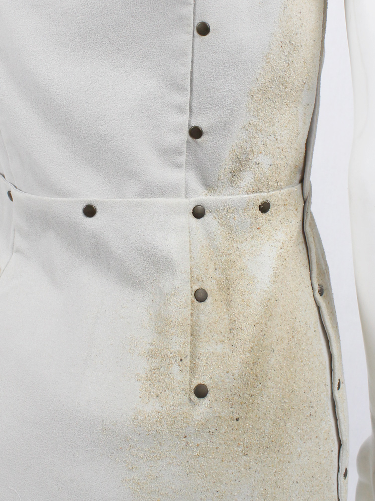 vintage AF Vandevorst beige studded dress decorated with beach sand runway spring 2014 (14)