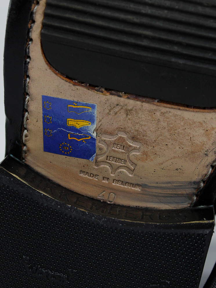 vintage Dirk Bikkembergs black mountaineering boots with metal heel and black elastic fall 1996 (14)