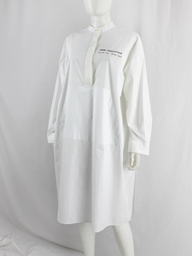 vintage Maison Margiela MM6 white raincoat-style oversized shirt dress with 6 line history print pre-fall 2018 (12)