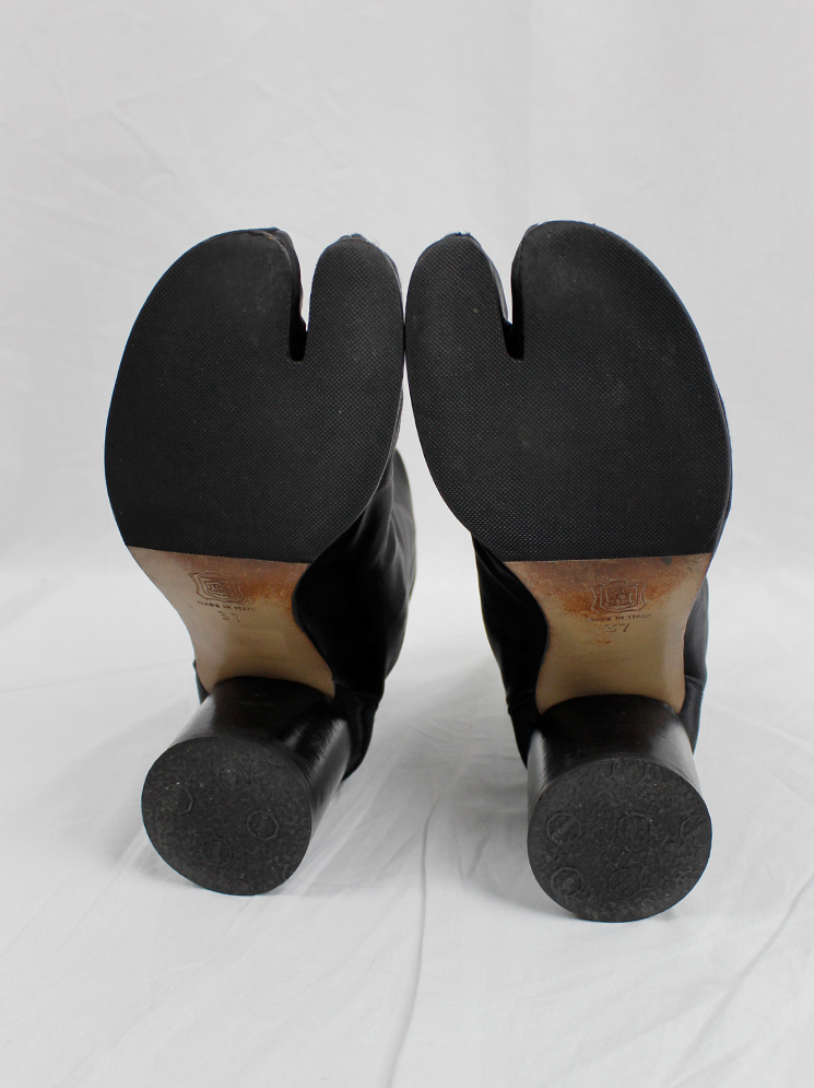 vintage Maison Martin Margiela black classic satin tabi boots with cylinder heel 1990s 90s (14)