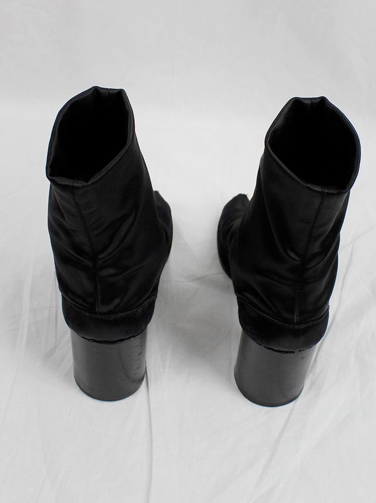 vintage Maison Martin Margiela black classic satin tabi boots with cylinder heel 1990s 90s (4)