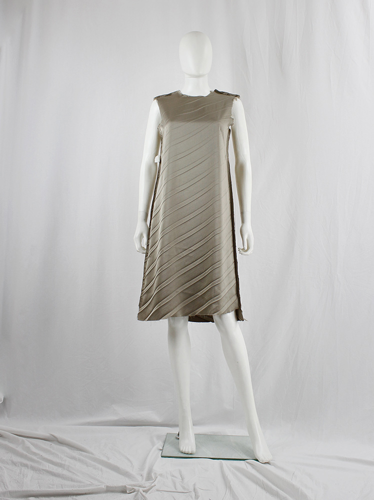 vintage Maison Martin Margiela grey inside-out shift dress with diagonal pleats and frayed edges fall 1993 (15)