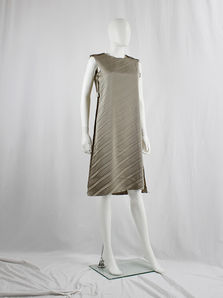 vintage Maison Martin Margiela grey inside-out shift dress with diagonal pleats and frayed edges fall 1993 (16)