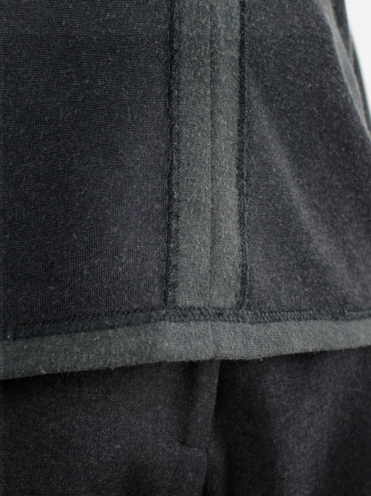 Maison Martin Margiela grey inside out jumper with circular back cleavage spring 2002 (16)