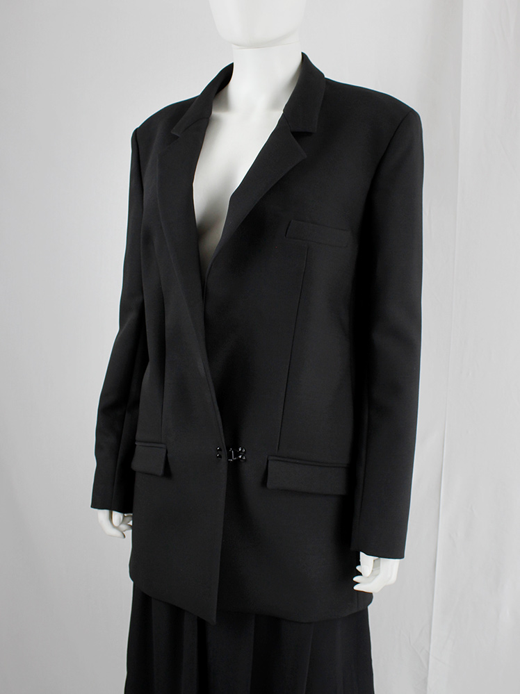 vintage Olivier Theyskens black oversized blazer with asymmetric hook closure (1)