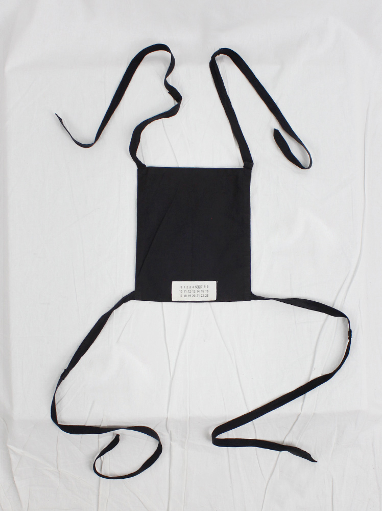 vintage Maison Martin Margiela 6 black apron with chest number fall 1994 re-edition (18)