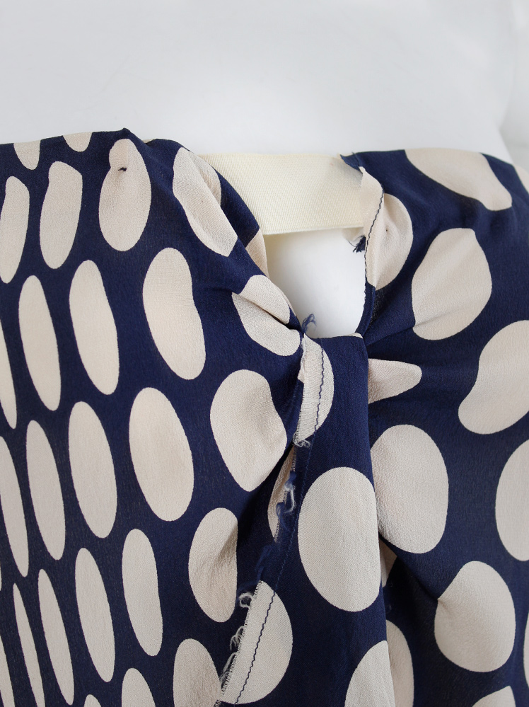 vintage Maison Martin Margiela blue asymmetric dress with beige dots torn from the fabric roll spring 2006 (4)