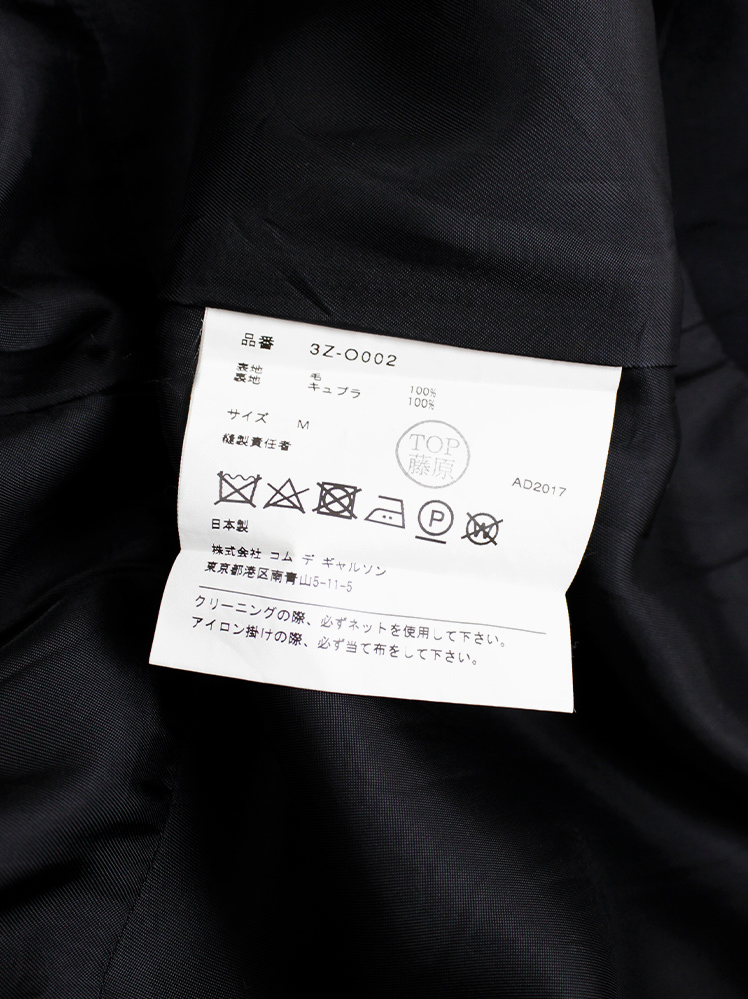 vintage Noir Kei Ninomiya black dress with open side gathered by two belts fall 2016 (16)