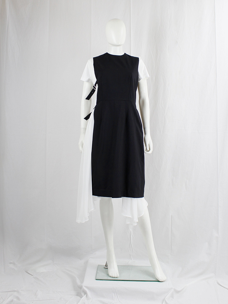 vintage Noir Kei Ninomiya black dress with open side gathered by two belts fall 2016 (3)
