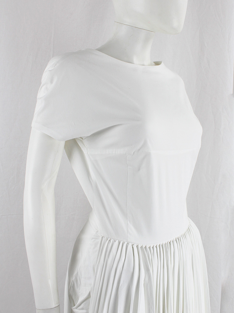 vintage A.F. Vandevorst white maxi dress with pleated front skirt on padding and open back fall 2015 (15)