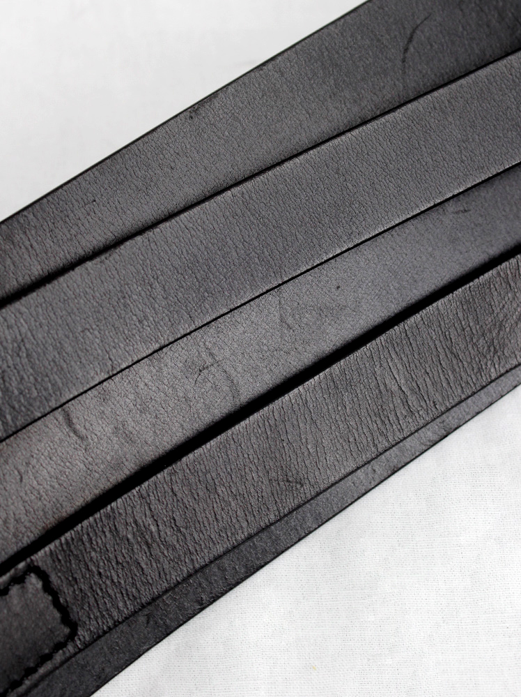 vintage af Vandevorst black double leather belts layered over a v-shaped wider belt fall 2016 (13)