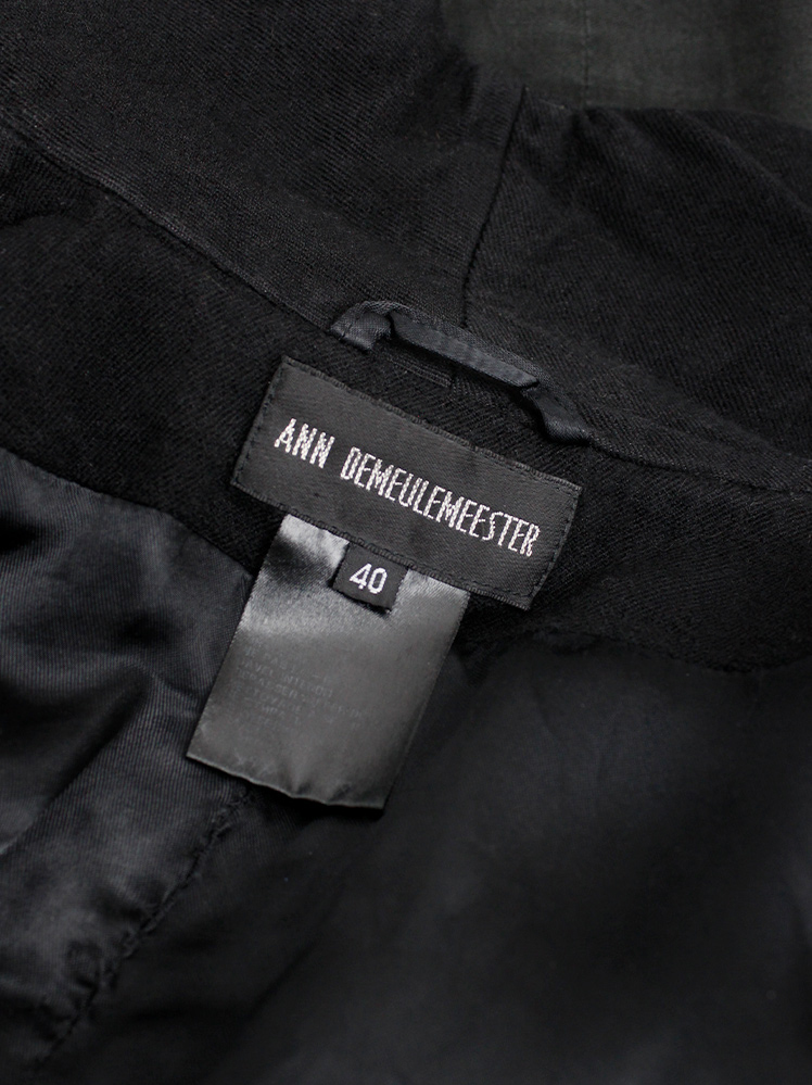 vintage Ann Demeulemeester short jacket with curved front button closure fall 2006 (14)