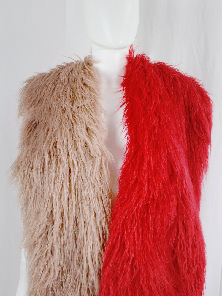 vintage Dries Van Noten salmon and red oversized shaggy faux fur scarf fall 2018 (9)