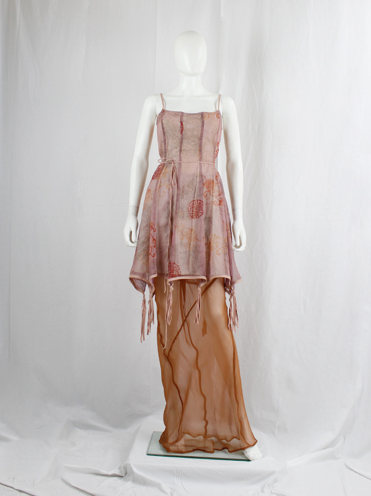 vintage Kaat Tilley pink dress with circular prints and pink knots with ribbons at the hem spring 2001 (6)