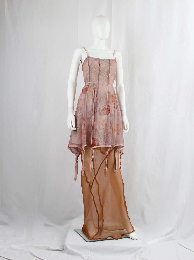 vintage Kaat Tilley pink dress with circular prints and pink knots with ribbons at the hem spring 2001 (7)