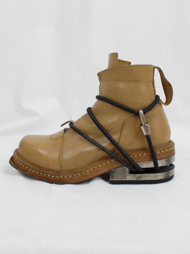 vintage Dirk Bikkembergs camel brown mountaineering boots with black elastic fall 1996 (1)