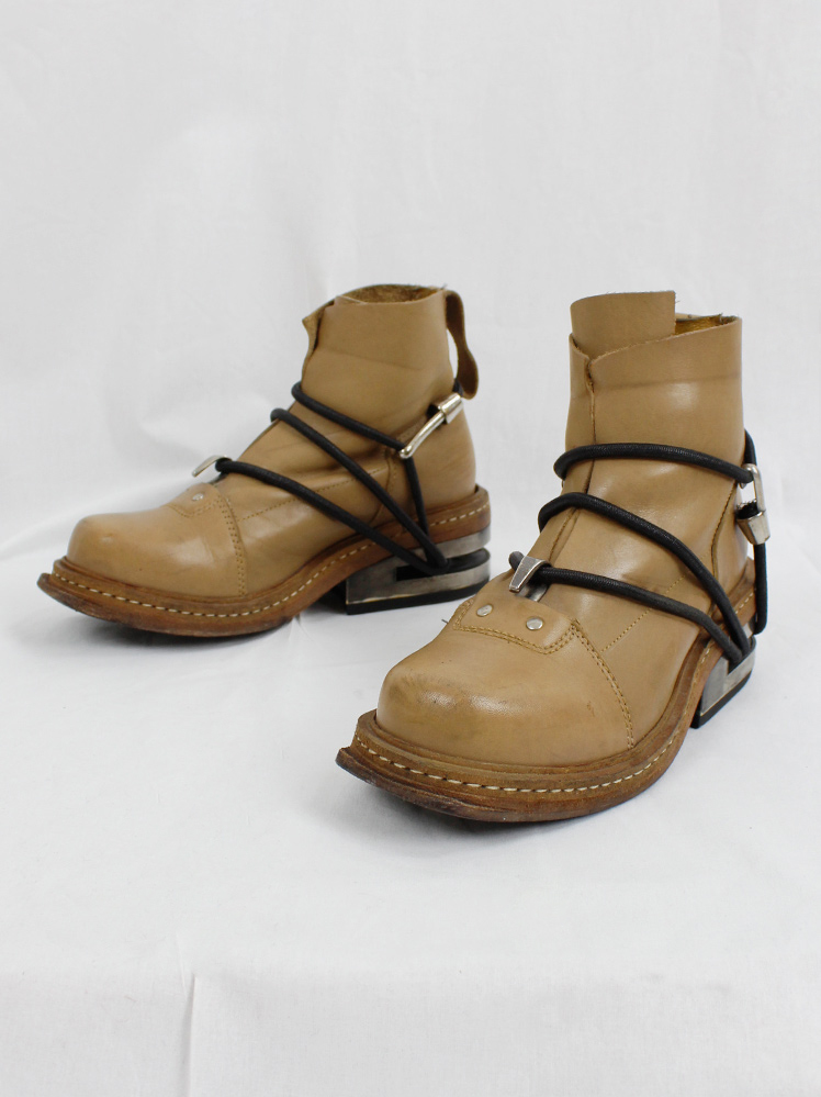 vintage Dirk Bikkembergs camel brown mountaineering boots with black elastic fall 1996 (5)